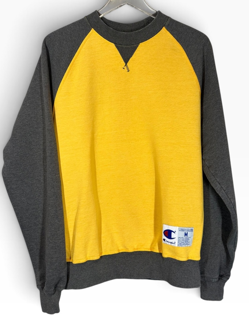 CHAMPION Men’s Medium Grey/Yellow Color Block Crewneck Raglan Sleeve Sweatshirt